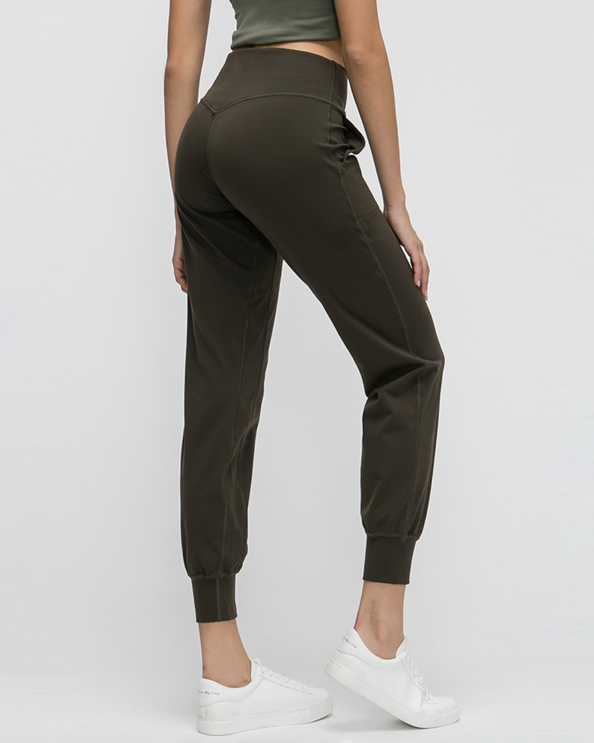 Drishti Jogger