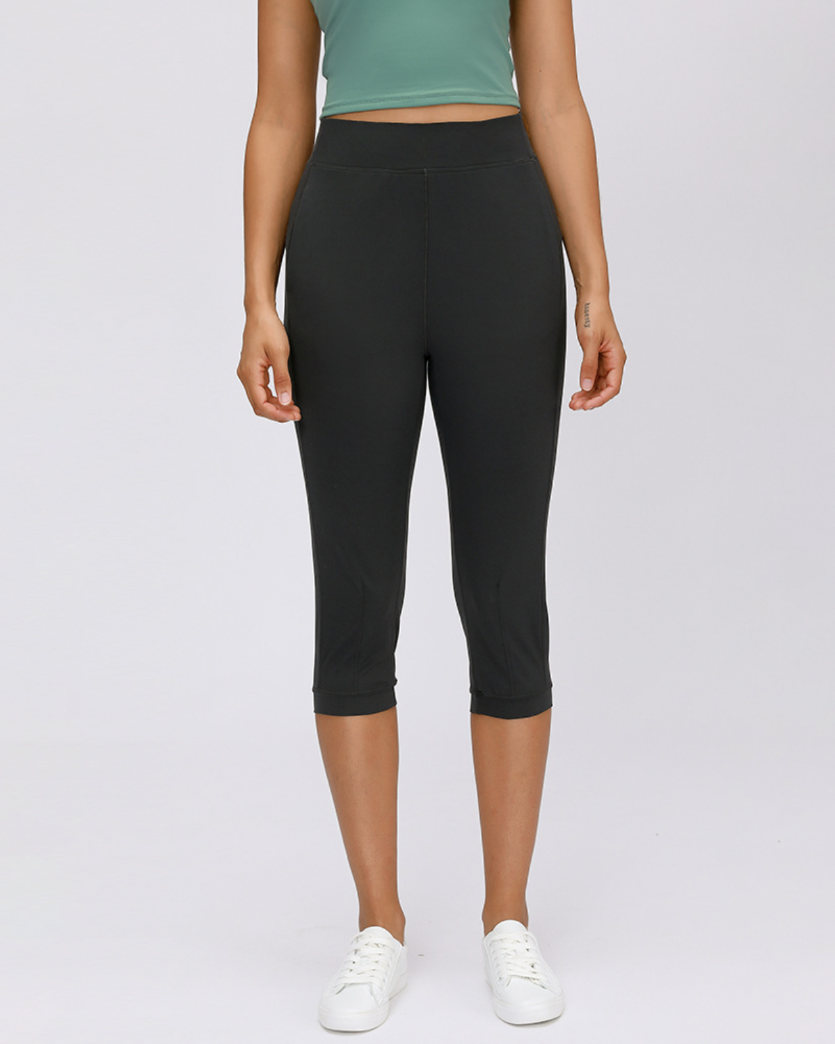 Lauma Air Capris